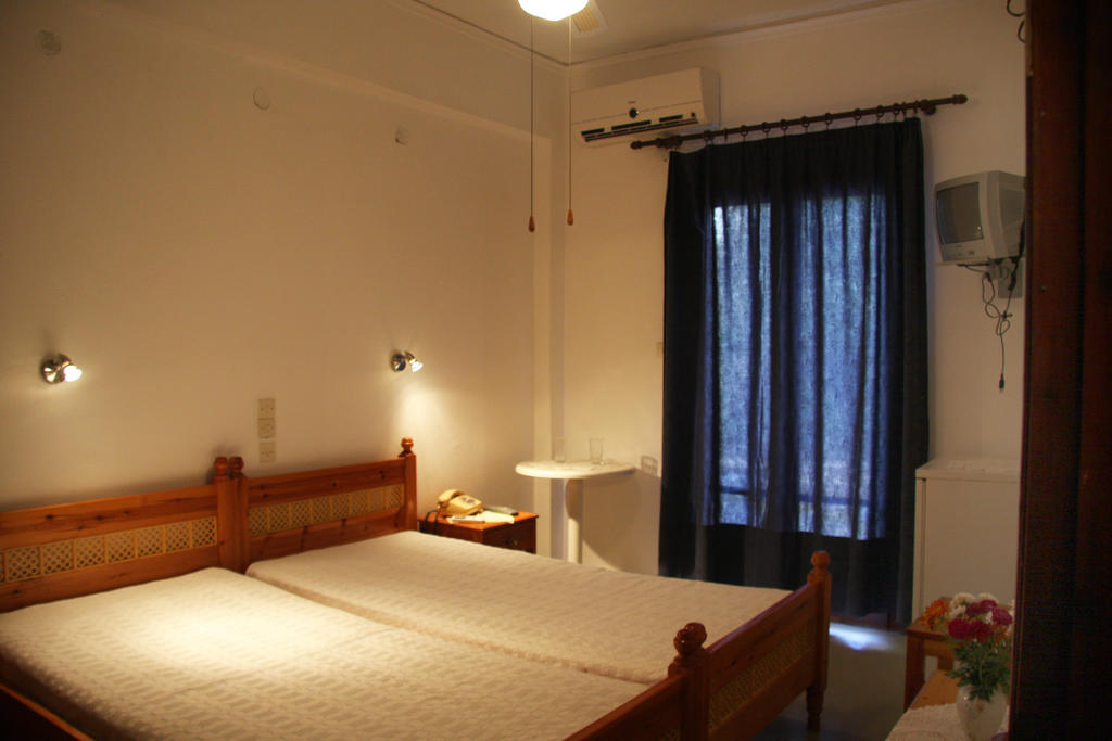 Ágios Kírykos Hotel Rena חדר תמונה