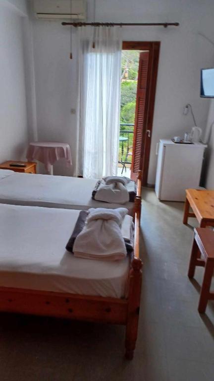 Ágios Kírykos Hotel Rena מראה חיצוני תמונה