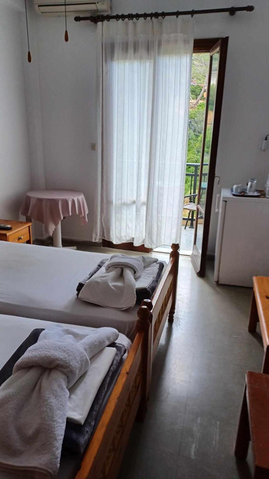 Ágios Kírykos Hotel Rena מראה חיצוני תמונה